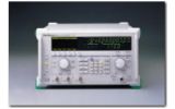 MG3641A - генератор синтезированного сигнала от 125 кГц до 1,04 ГГц