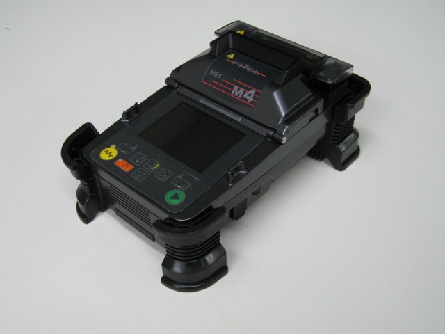 Автоматический сварочный аппарат для оптоволокна Furukawa FITEL S123